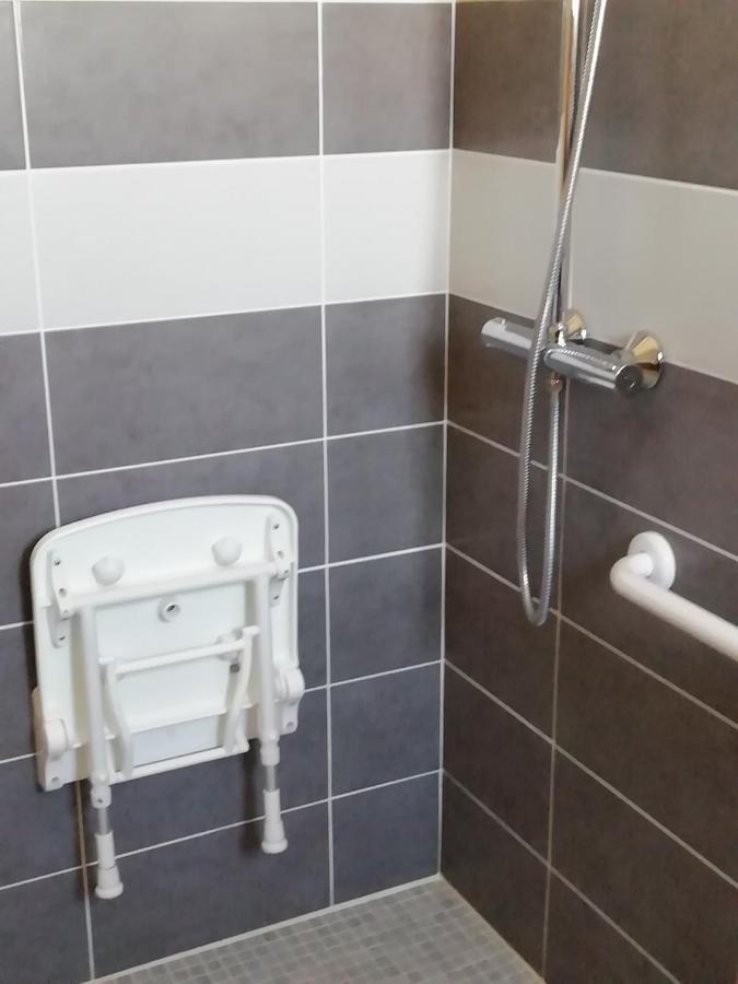 Le Merle Blanc Louchats Hotell Eksteriør bilde