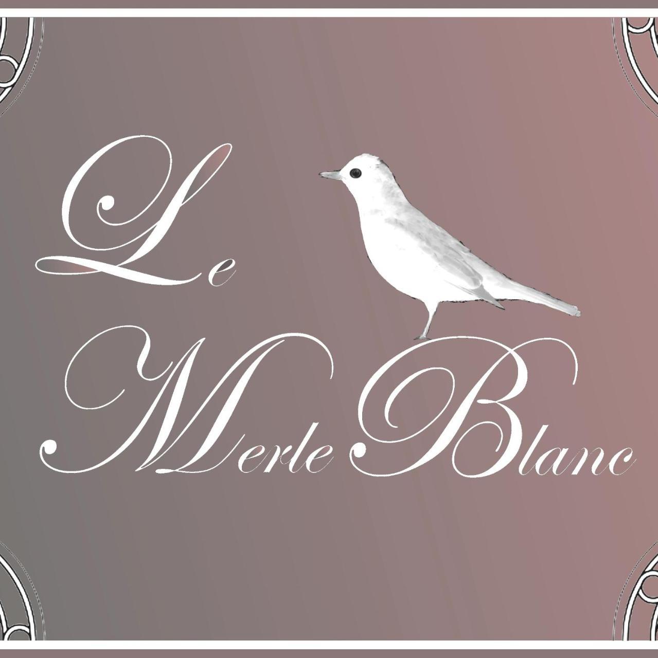 Le Merle Blanc Louchats Hotell Eksteriør bilde